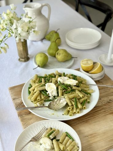 Green beans, pesto rigatoni with burrata