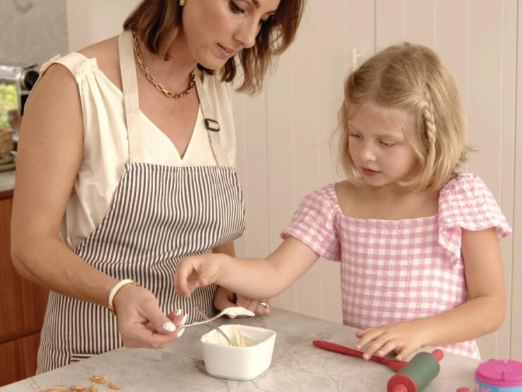 Kids Christmas Baking: Snowflake Pretzels