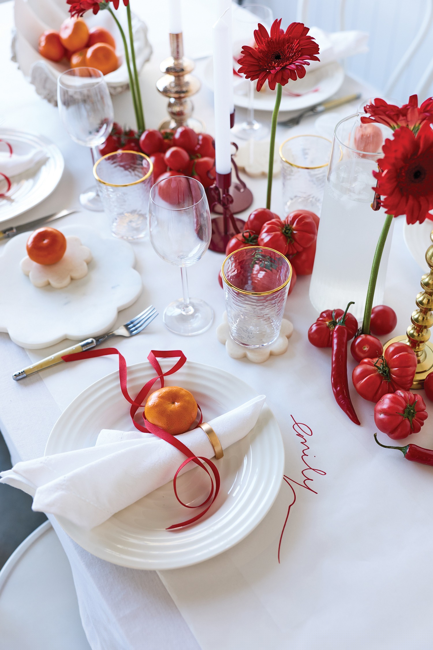 DIY Festive Tablescape