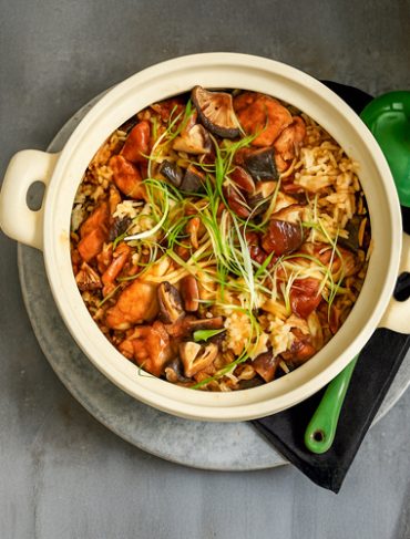 Alvin Quah's CLAYPOT CHICKEN RICE
