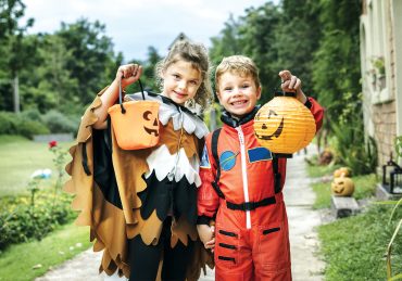 Halloween TRICK OR TREAT